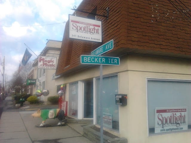 The Spotlight Office