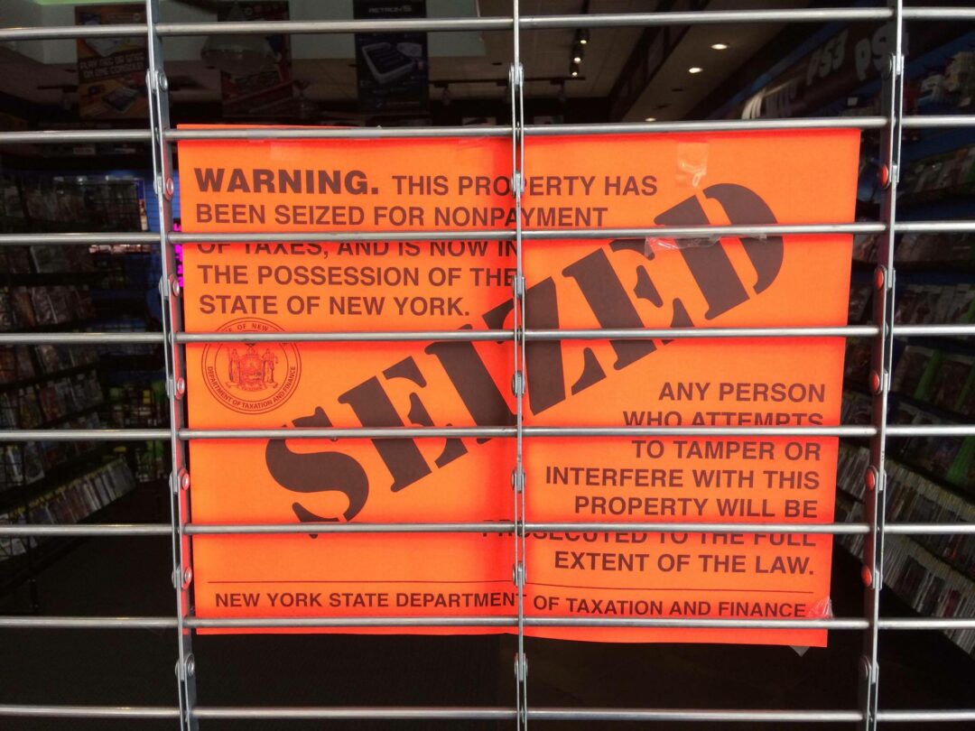 The sign hanging outside Jay Street Video at Crossgates Mall (Photo by Michael Hallisey/Spotlight News)
