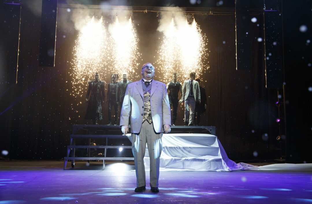 Kevin James and The Illusionists. Photo by Joan Marcus