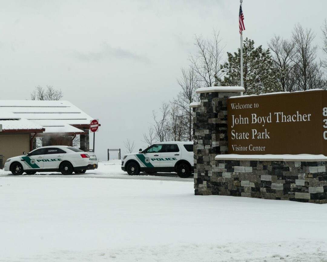 Park Police vehicles parked near the Thacher Park Visitors Center. (Photo by Jim Franco/Spotlight News)