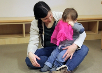 A scarf makes a perfect prop for peekaboo at a recent storytime held in the Children’s Place at Bethlehem Public Library.
Kristen Roberts / Bethlehem Public Library