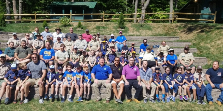 Boy Scouts, local union members and county officials and staff proudly display Lawson’s new amphitheatre.                                               Photos provided