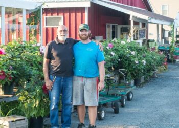 Al and Patrick Lansing at the farm in 2018 (Jim Franco/Spotlight News)