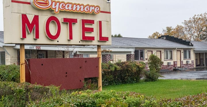 The Sycamore Motel. 
Jim Franco/Spotlight News