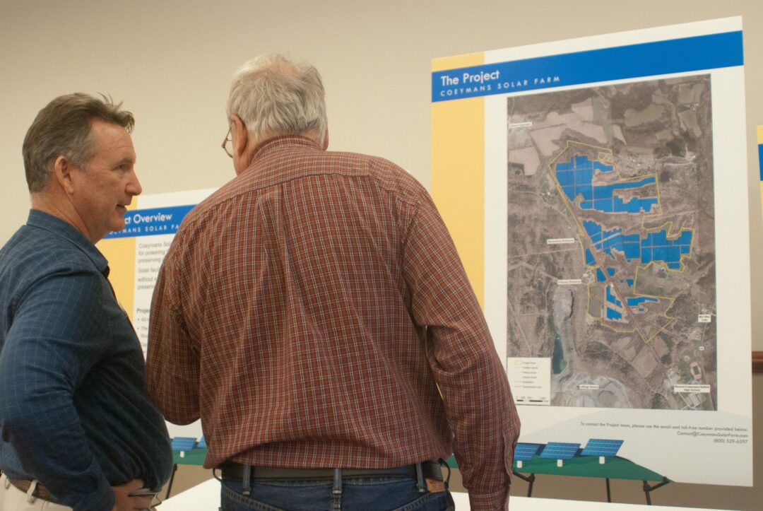 Residents attend a recent open house to glean a better perspective on the proposed 40-megawatt solar farm that would provide clean energy to approximately 10,000 homes.
Diego Cagara / Spotlight News
