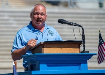 Albany County Legislator George Langdon speaks at a Blue Lives Matter rally at the state Capitol in August, 2020 (Jim Franco / Spotlightnews.com)